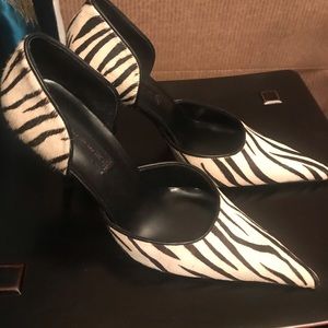 Steve Madden Pump (NWOT)